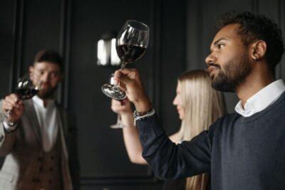 How to Host the Ultimate Wine Tasting Party